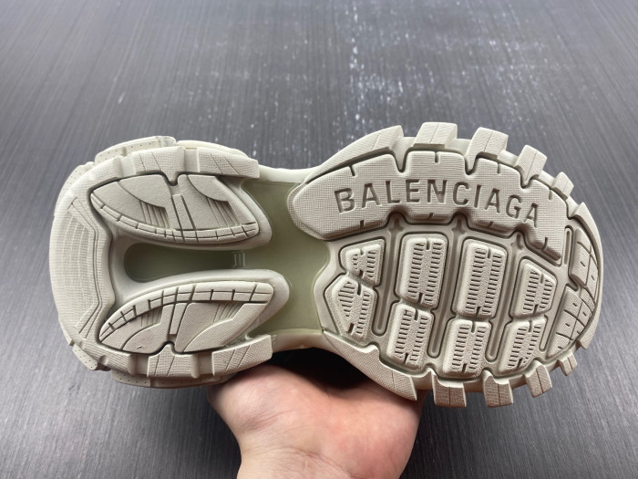 Ba*len*cia*ga track 8000035