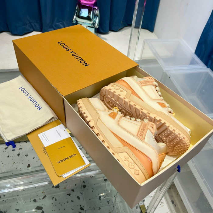 lv snekaers l0000244