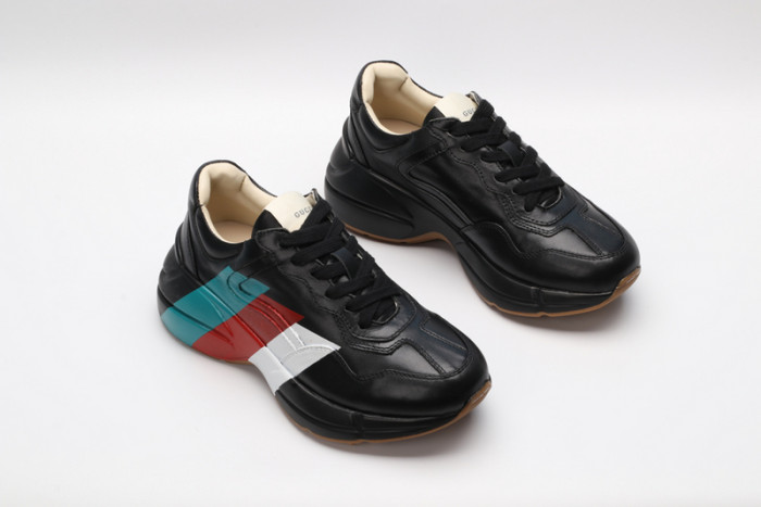 G*u*i* rhyton sneaker