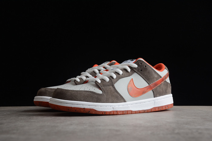 crushed d.c. x nike sb dunk low dh7782-001