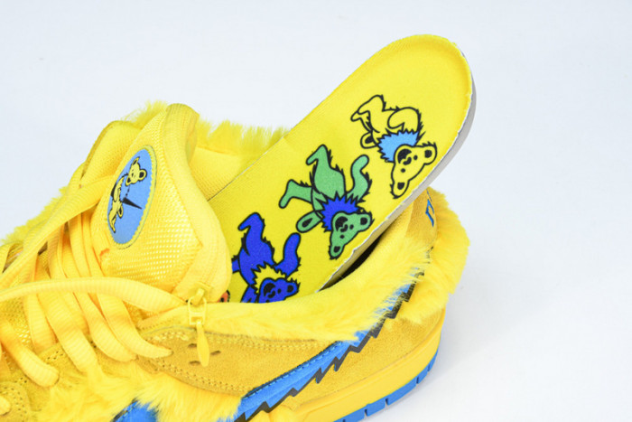 grateful dead x nike sb dunk low“ yellow bear” cj5378-700