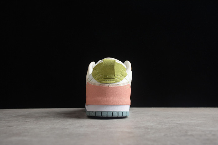 nike wmns dunk low disrupt 2