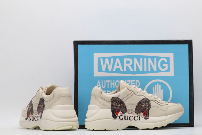 G*u*i* rhyton sneaker