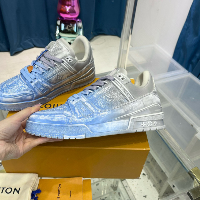 lv snekaers l0000235