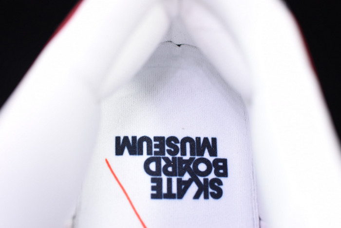 nike dunk low “roller derby” 313170-601