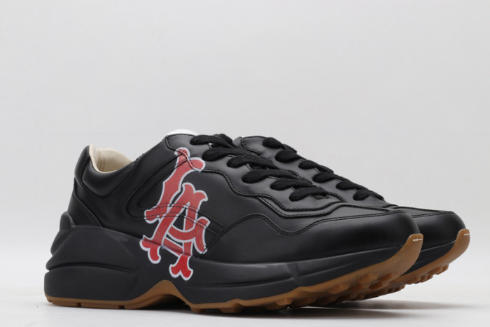 G*u*i* rhyton sneaker