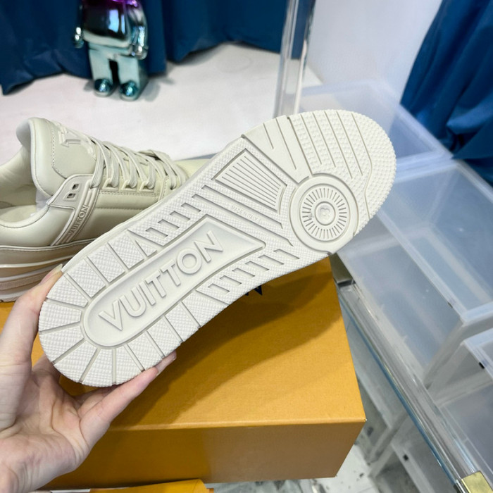 lv snekaers l0000222