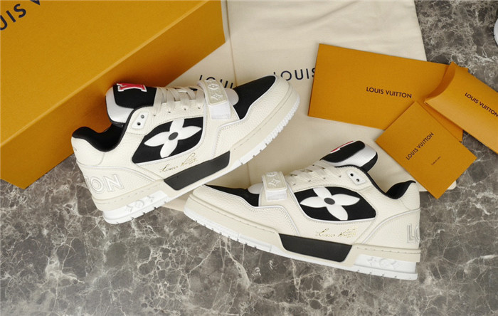 lv snekaers l0000334