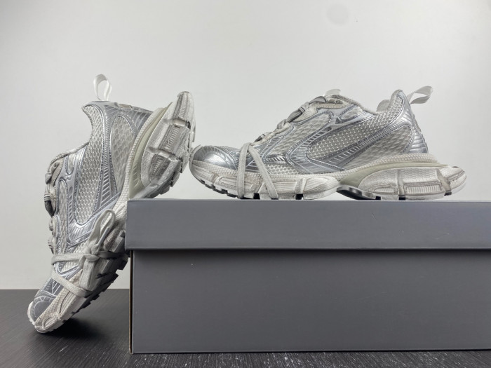 Balenciaga 3XL SNEAKER 8000087