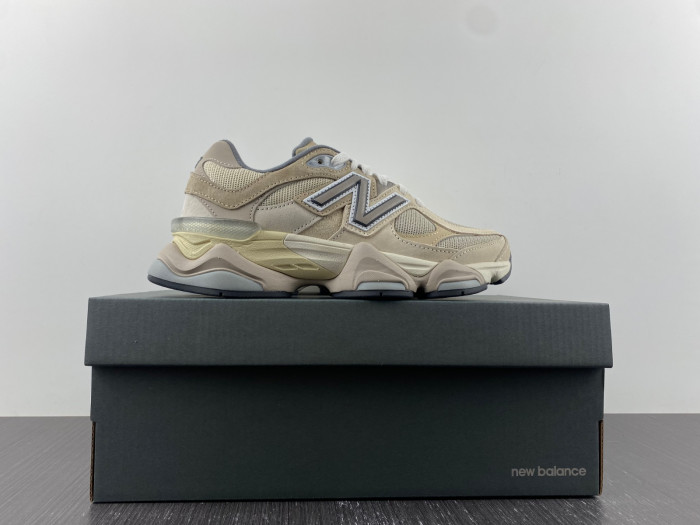 Bape x New Balance 2002R M2002RHO DFY15