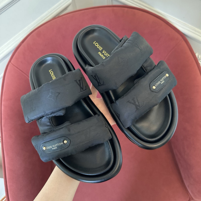 L&V sandal 137