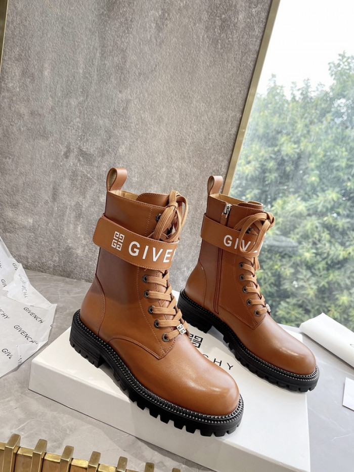 Givenchy Boots 660001