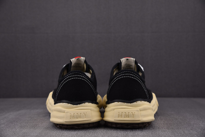 Ma*s*n mihara yasuhiro sneaker mmys35