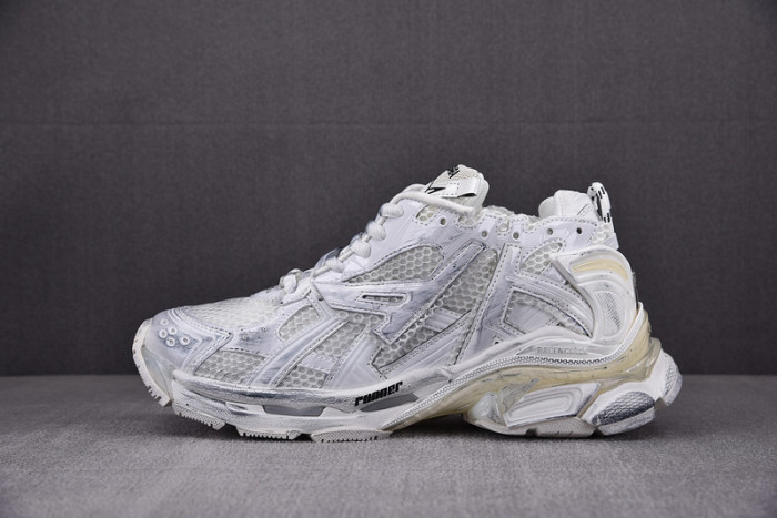 Balenciaga Runner sneaker W3RA1-9000