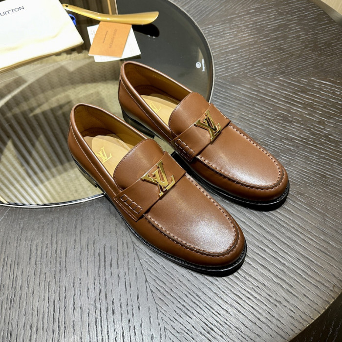 LV LOAFERS L0000609
