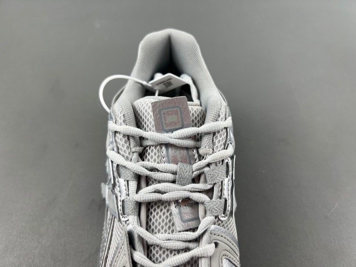 New Balance 1906A Concrete Silver Metallic M1906AG