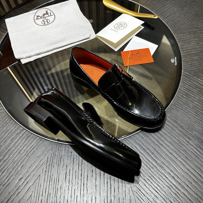 Hermes loafers HM057