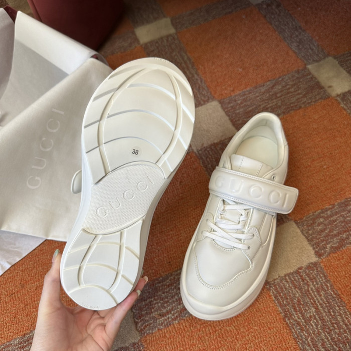 G*u*i* sneaker gc141